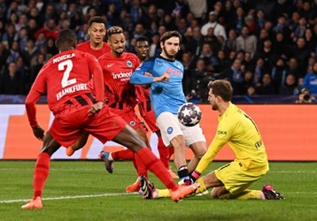 video Highlight : Napoli 3 - 0 Frankfurt (Cúp C1)